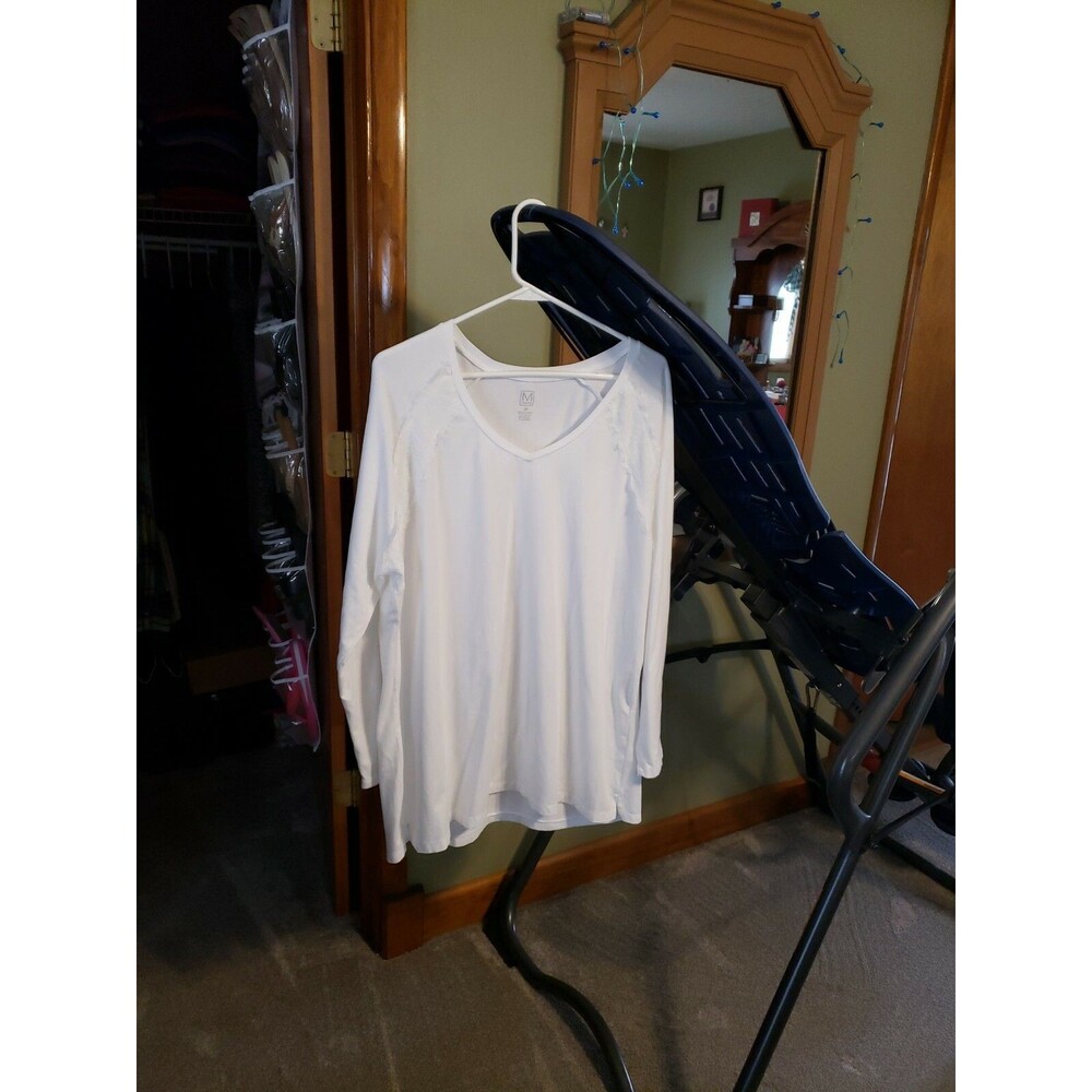 WOMAN'S WHITE CASUAL TOP BY: MASSINI SIZE:2X **NEW WITHOUT TAGS**